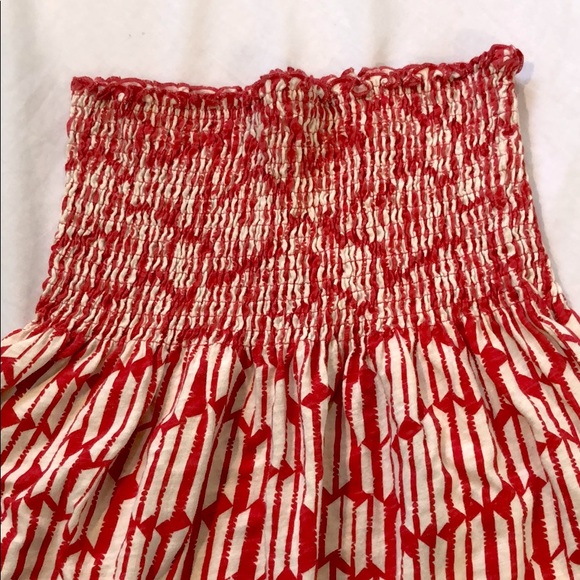 Cute red tube top - Picture 2 of 5